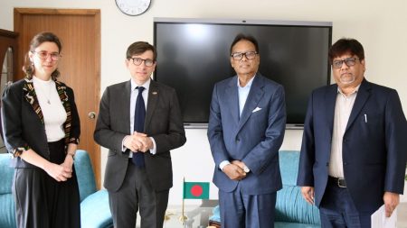 French ambassador meets Minister Fakhrul Mahbub Anam