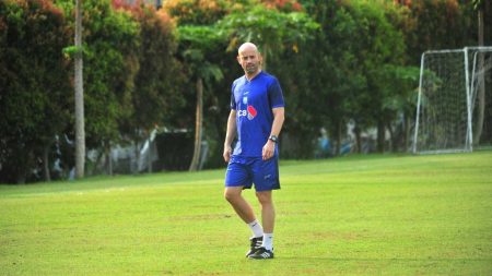 Victory the main target in Singapore, says Cabrera Cabrera about Bangladesh Singapore match