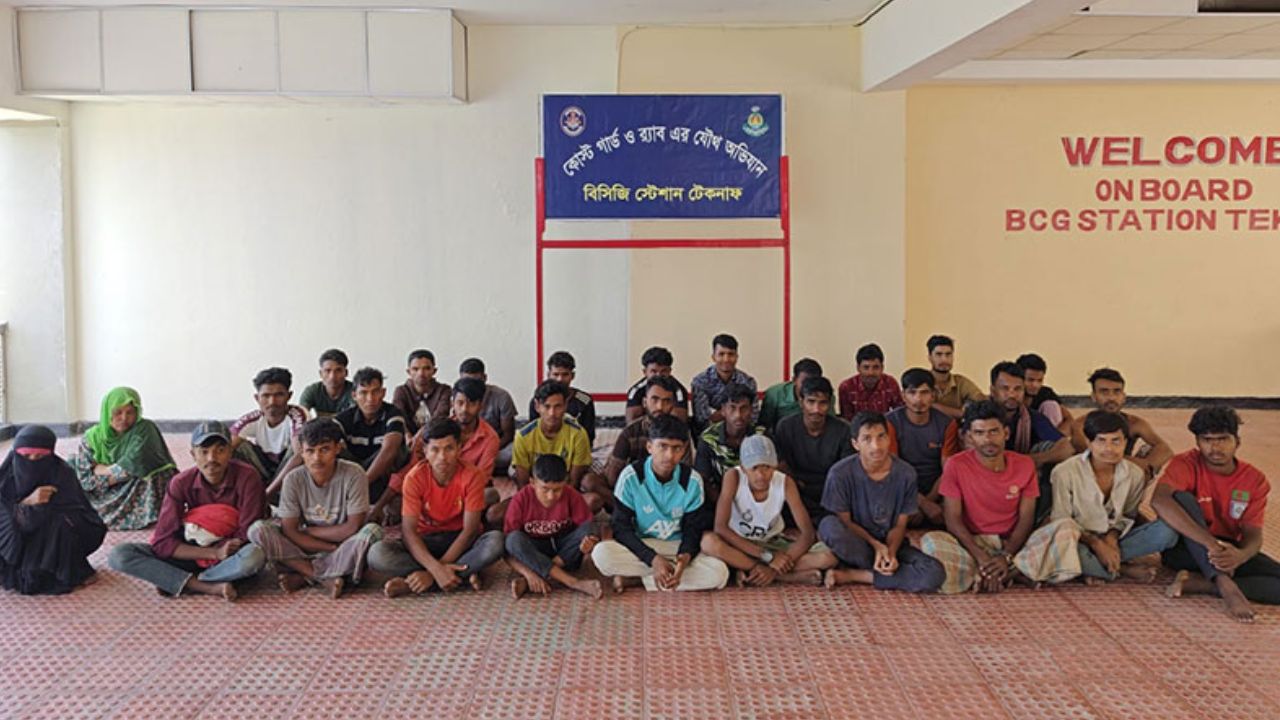 32 rescued from trafficking bid in Teknaf