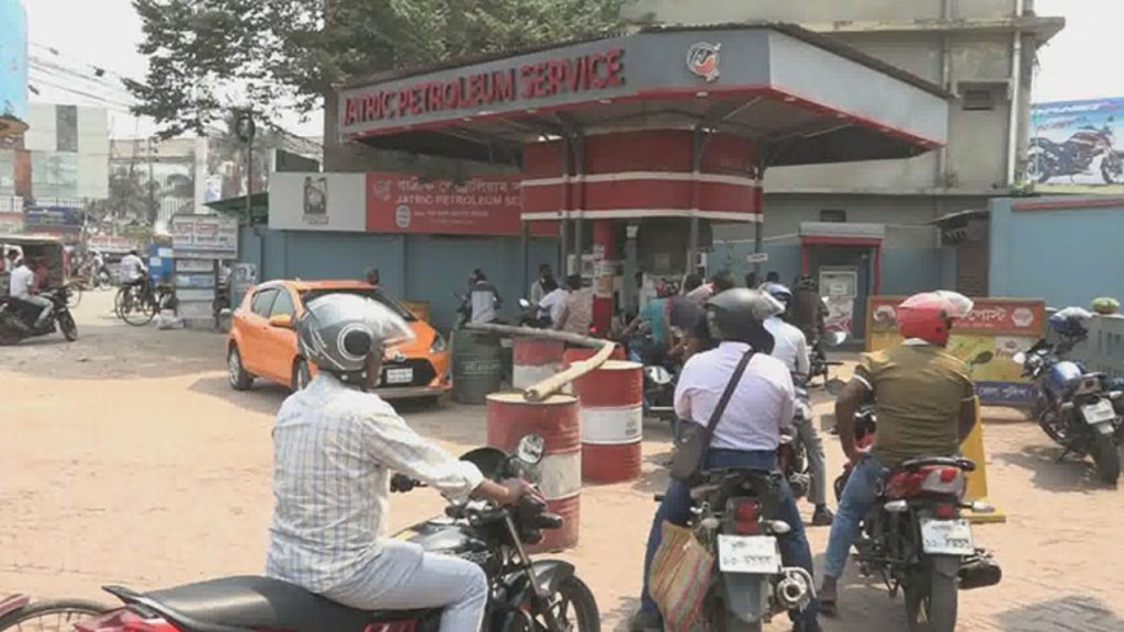 Govt plan to tag petrol pump officer