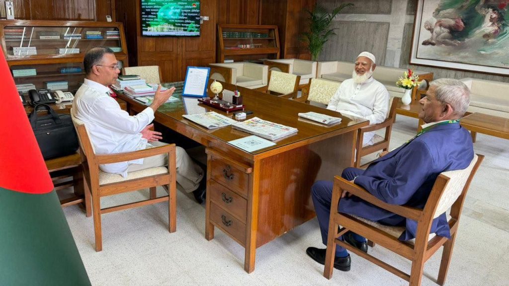Tarique, Shafiqur hold 20-minute meeting at parliament July Charter