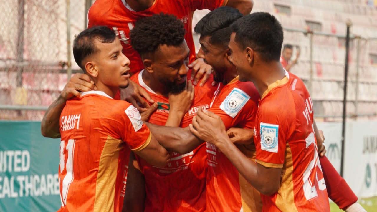 Police FC crash out as Kings and Mohammedan seal play-off spots