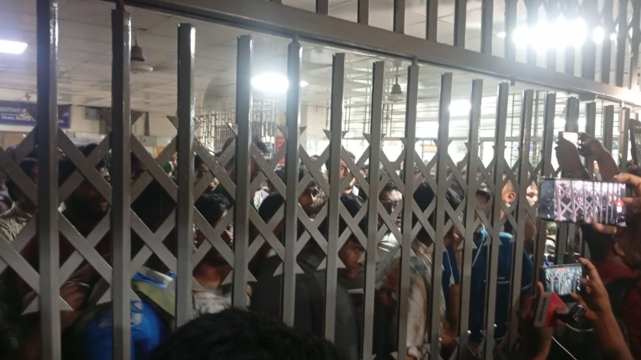 Clash at DMCH