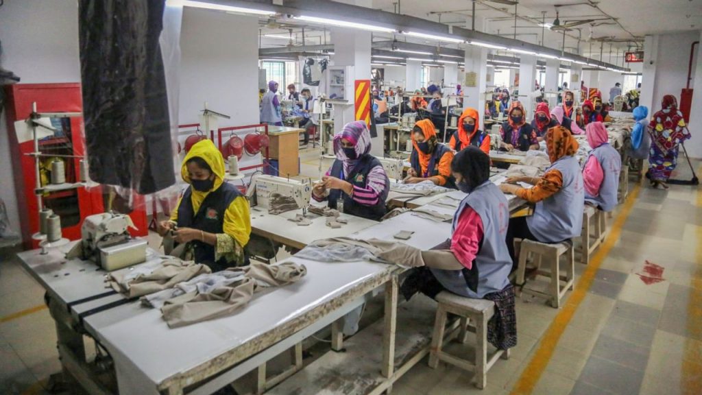 Sq Rmg Factory RMG exports at risk
