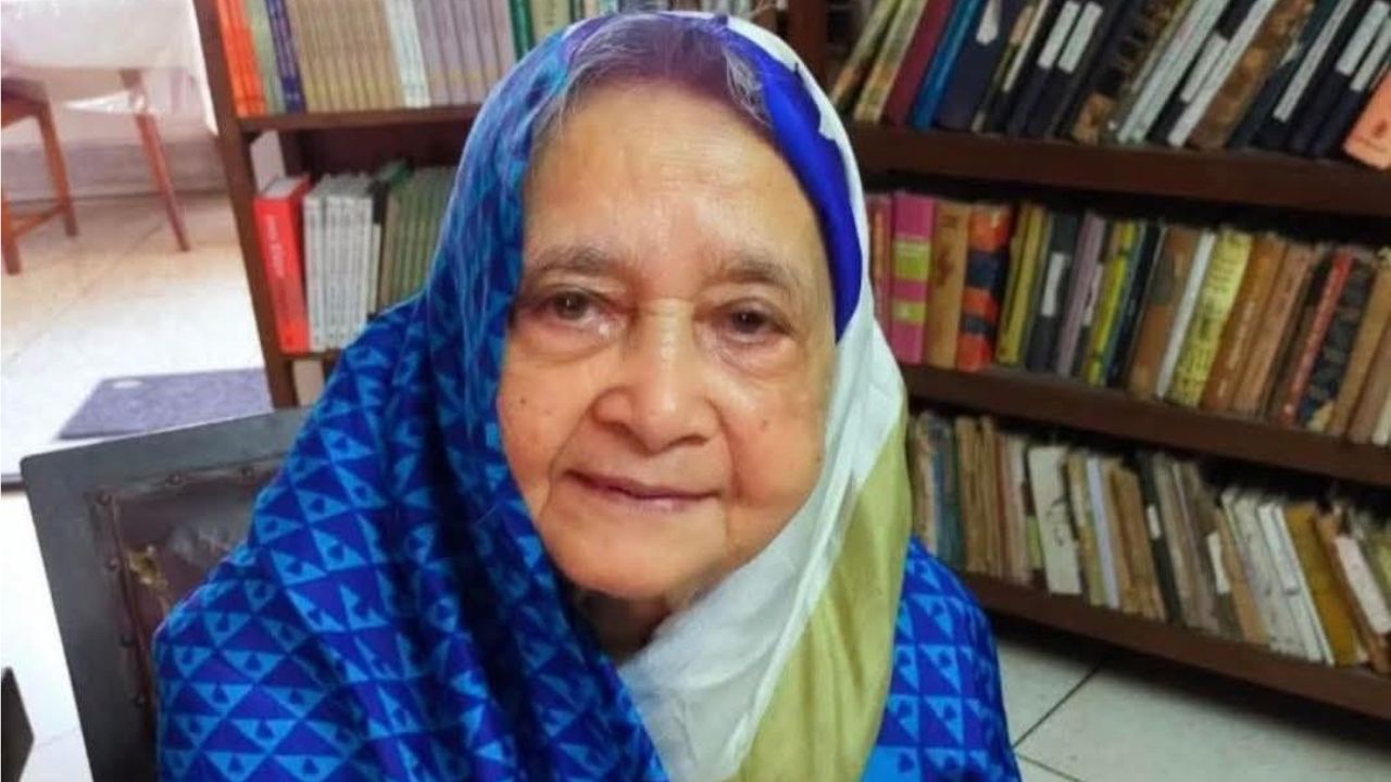 DU VC mourns death of Razia Sultana