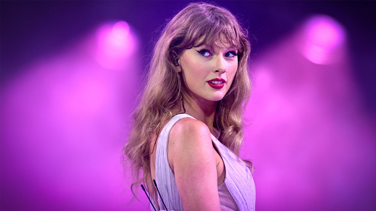 Taylor Swift leads 2026 AMA