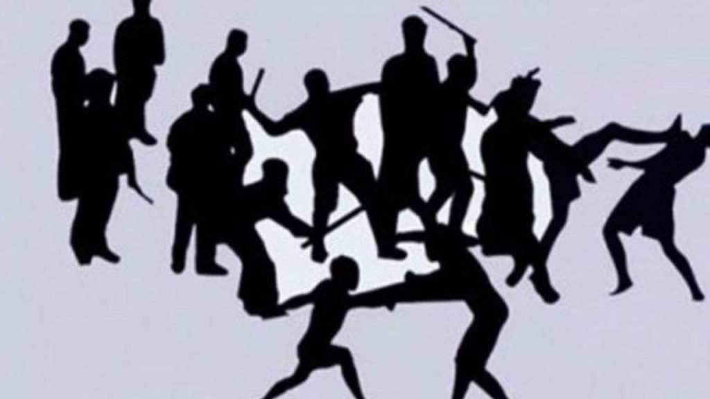 Two hurt in attack over hawkers’ association control in city hawkers’ association clash