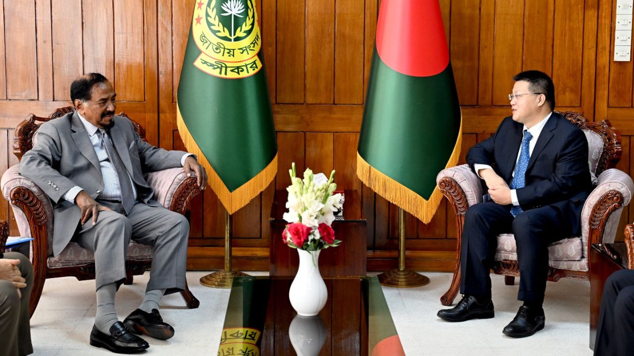 Chinese envoy calls on Speaker, Deputy Speaker