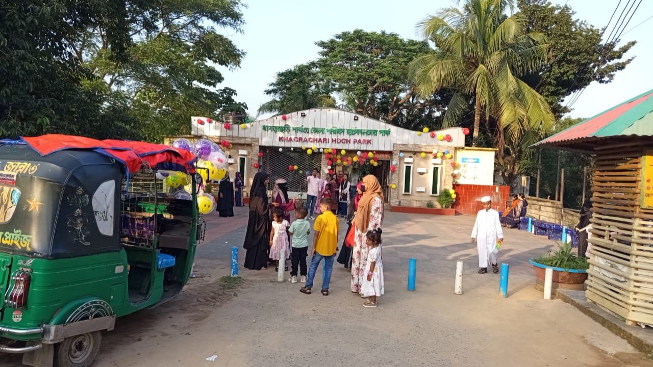 When the hills wake: Khagrachhari welcomes early Eid visitors