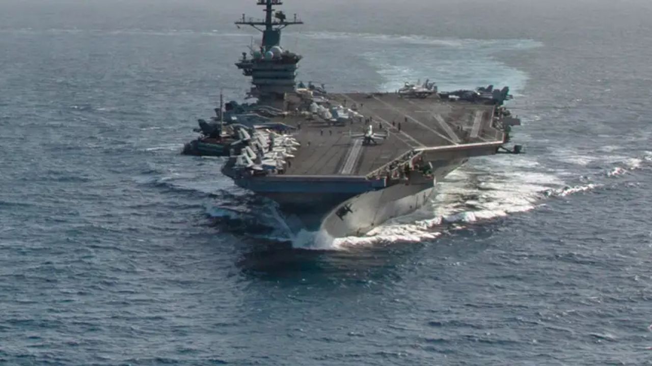 US launches new strikes on Iran military site US Navy iran war