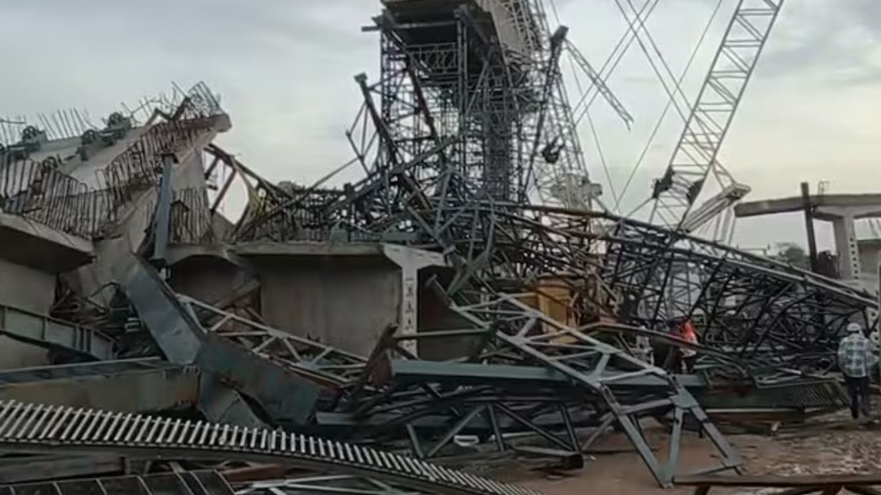 6 workers killed as bridge collapses in India storm