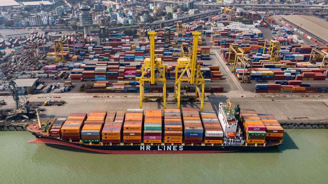 Ctg Customs locks 1,451 consignments over irregularities