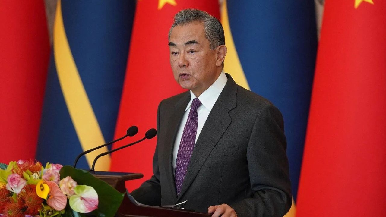 Wang Yi arrives in New Delhi for BRICS security talks