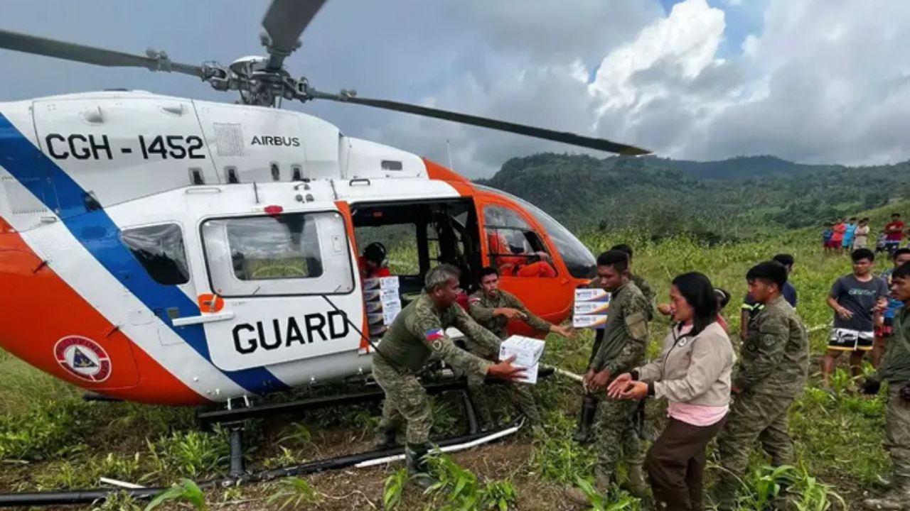 Philippines earthquake toll hits 55 amid tough rescue conditions