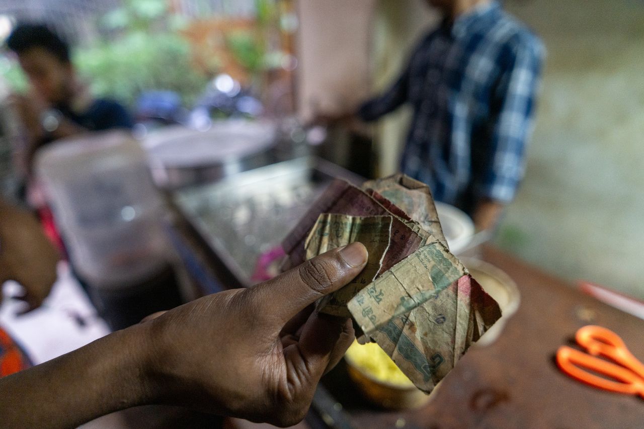 damaged currency