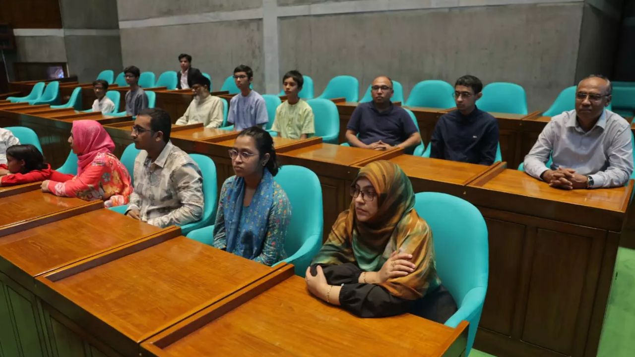 PM fulfils AI Olympiad winners’ wish to watch Parliament session AI Olympiad winners'