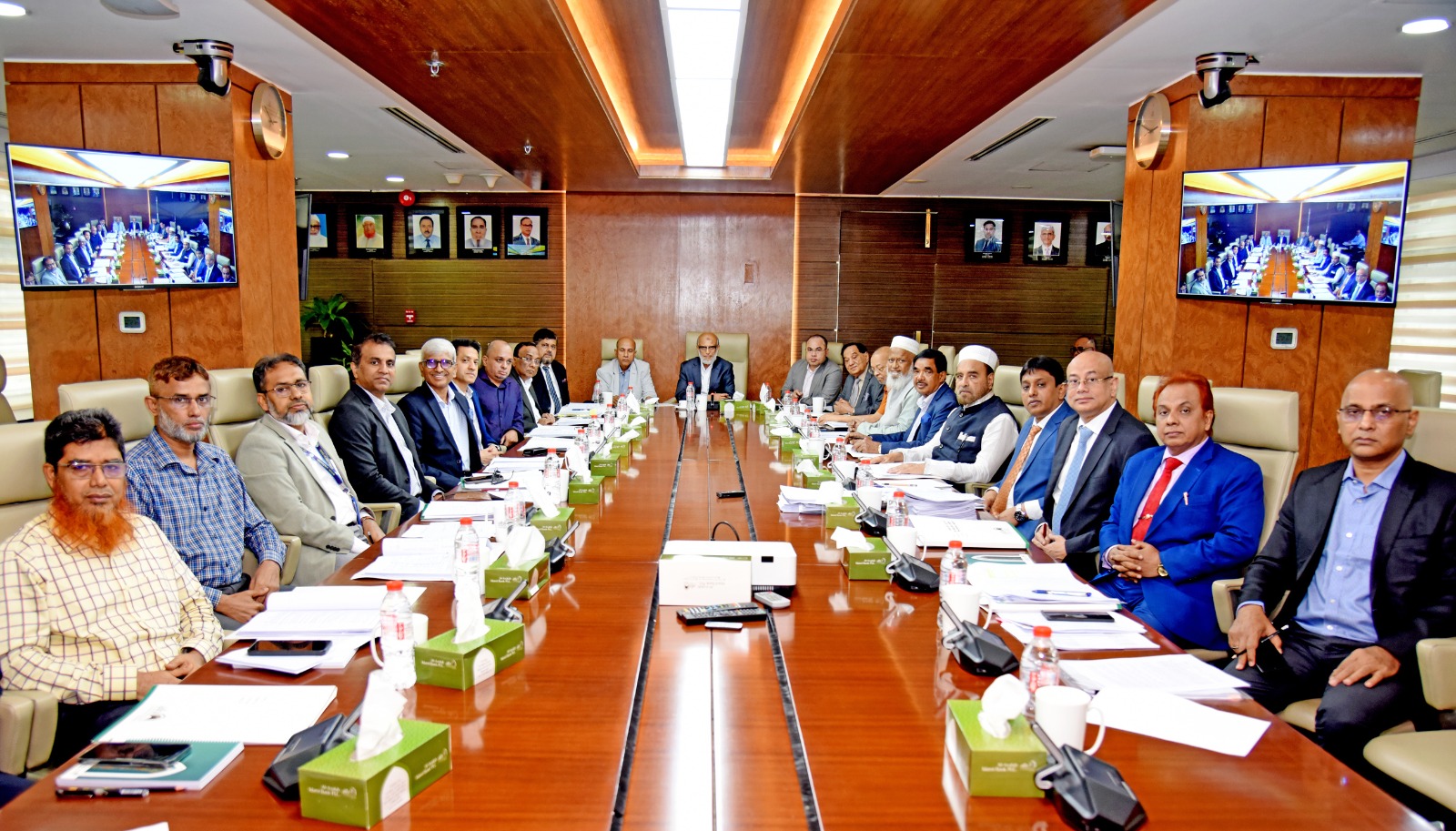 Al-Arafah board reviews business Al-Arafah