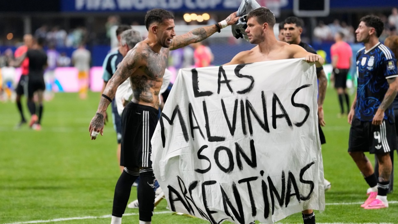 UK calls for FIFA action over Argentina’s Falklands banner