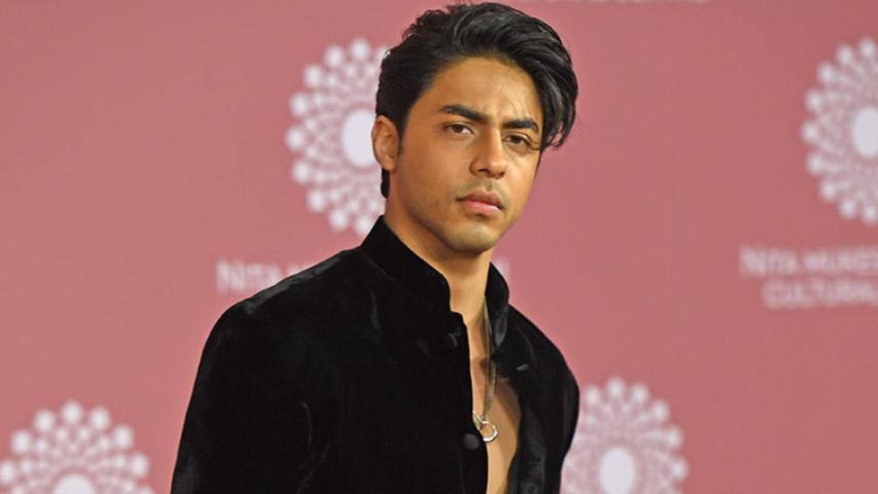 Aryan wins hearts with kind gesture