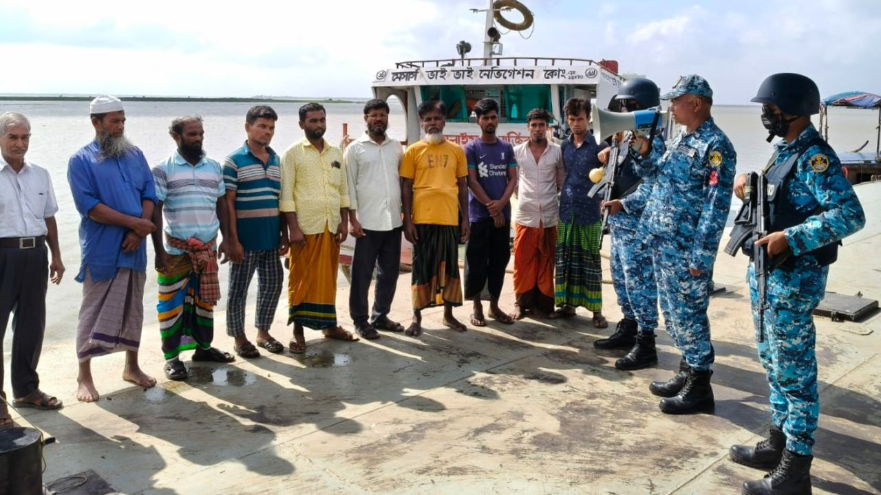 Coast Guard warns fishermen, trawlers to stay ashore Bangladesh Coast Guard