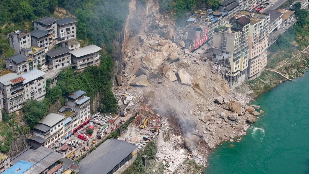 China landslide Death toll