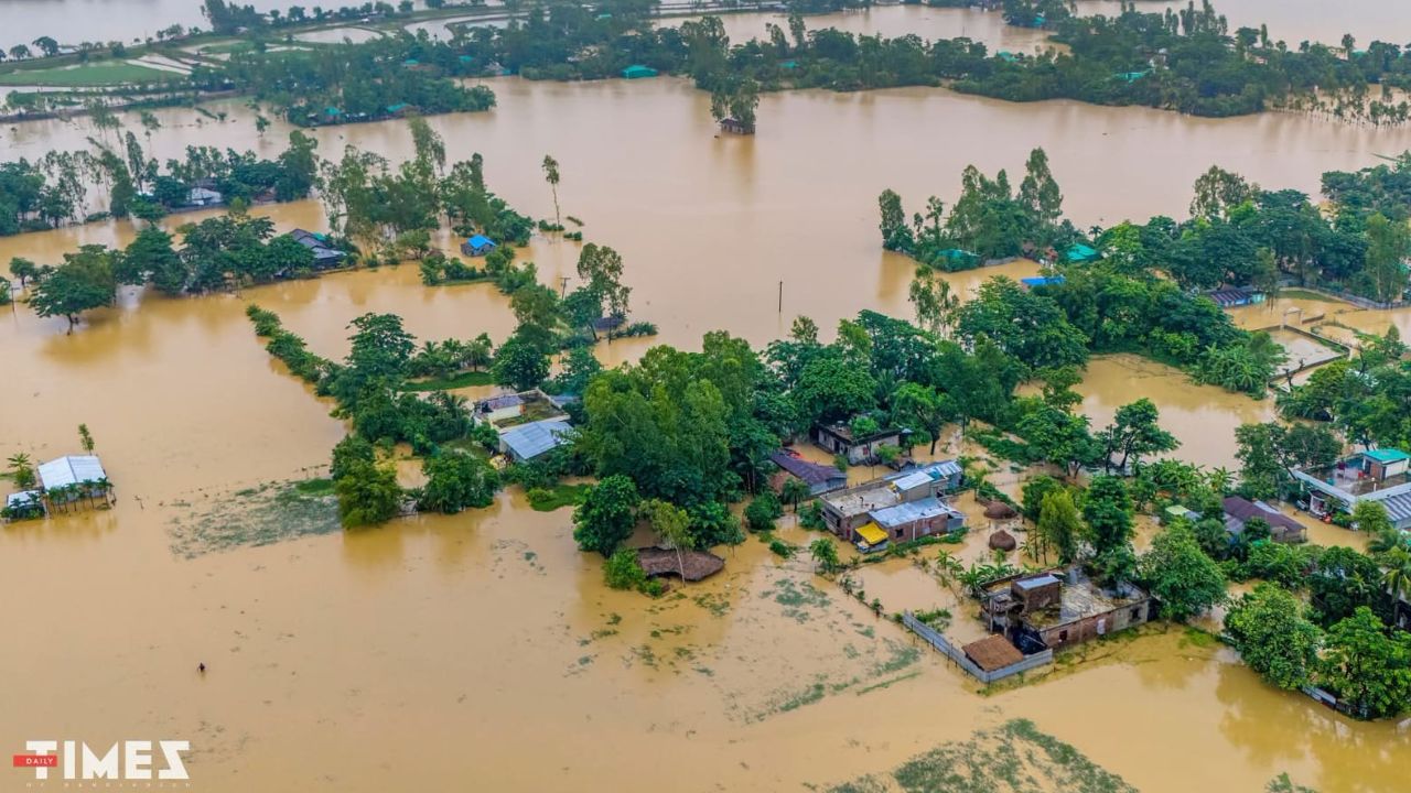 Floods, landslides claim 51 lives in five districts Floods landslides deaths