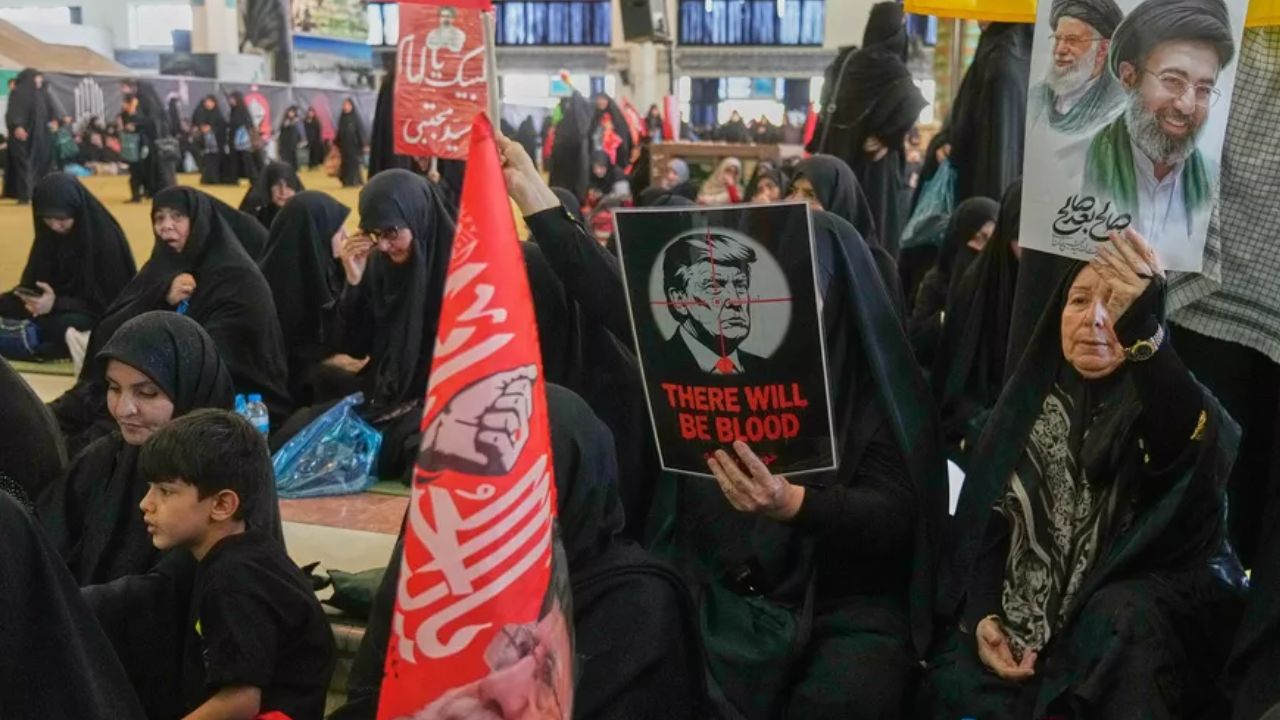 US reimposes blockade on Iran after Strait of Hormuz attacks Iran