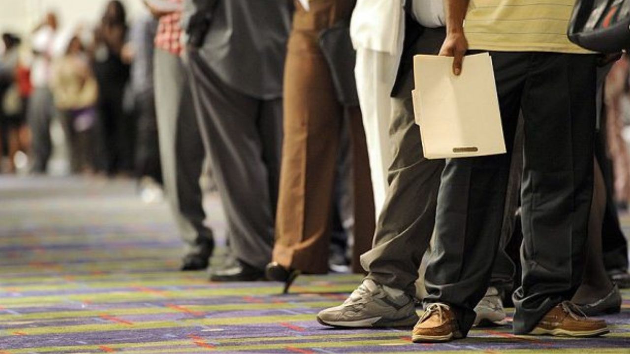 The graduate gridlock: Degrees, yet trapped in low-quality jobs The graduate gridlock