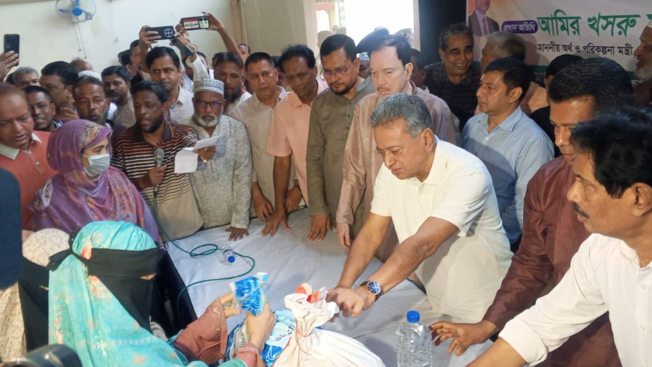 Chattogram floods affect 7 lakh people: Khosru
