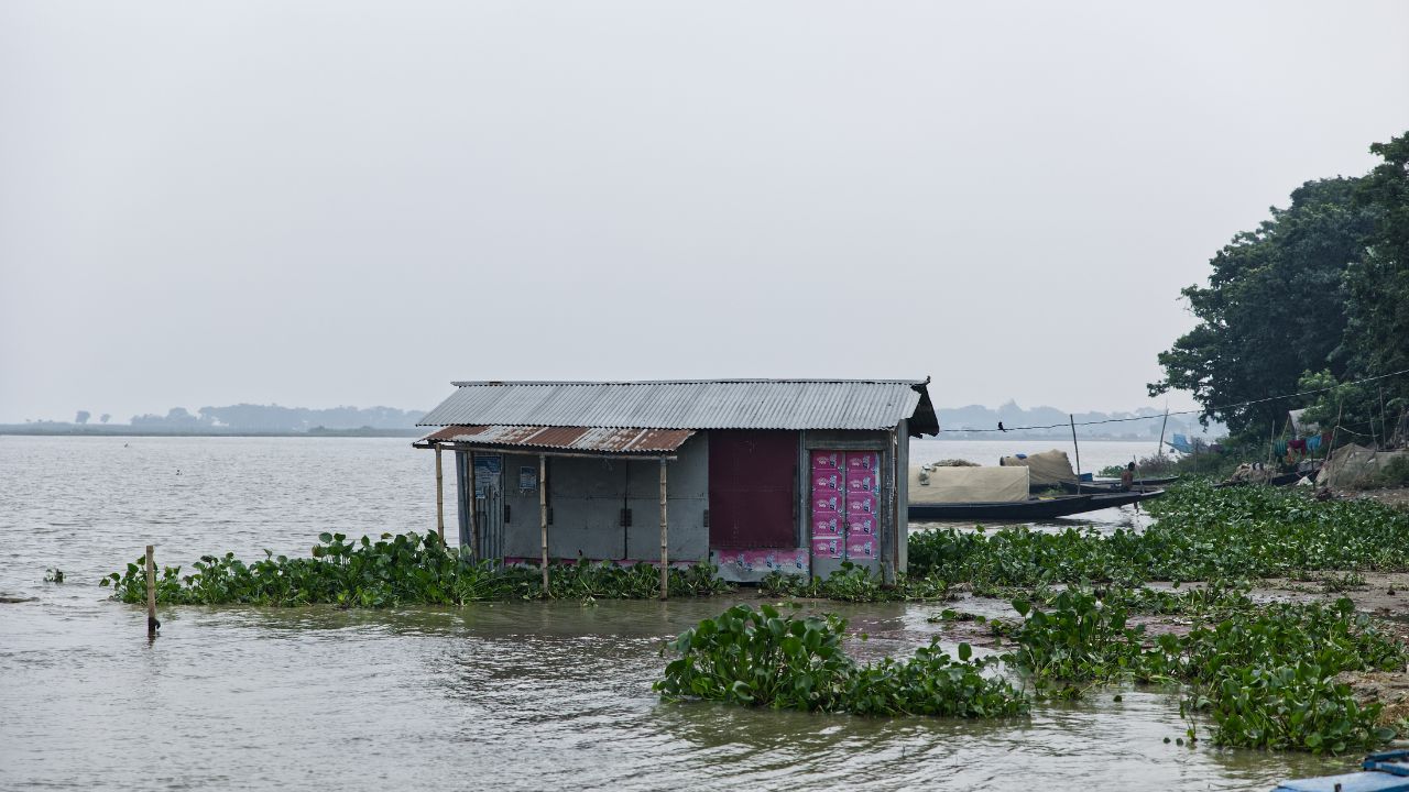 16 districts on flood alert flood alert