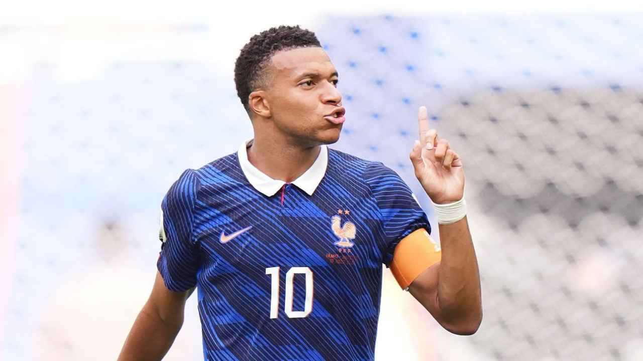 Mbappe becomes World Cup’s all-time top scorer