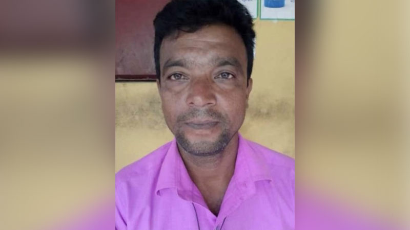 UP member hacked to death in Narail