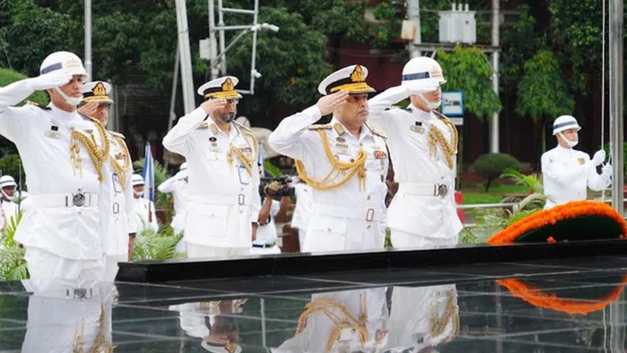 New navy chief pays tribute at Shikha Anirban