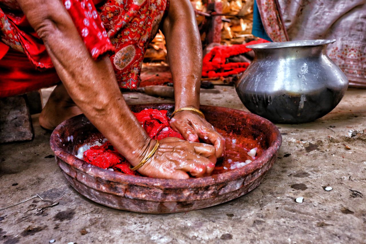 Phultala looms