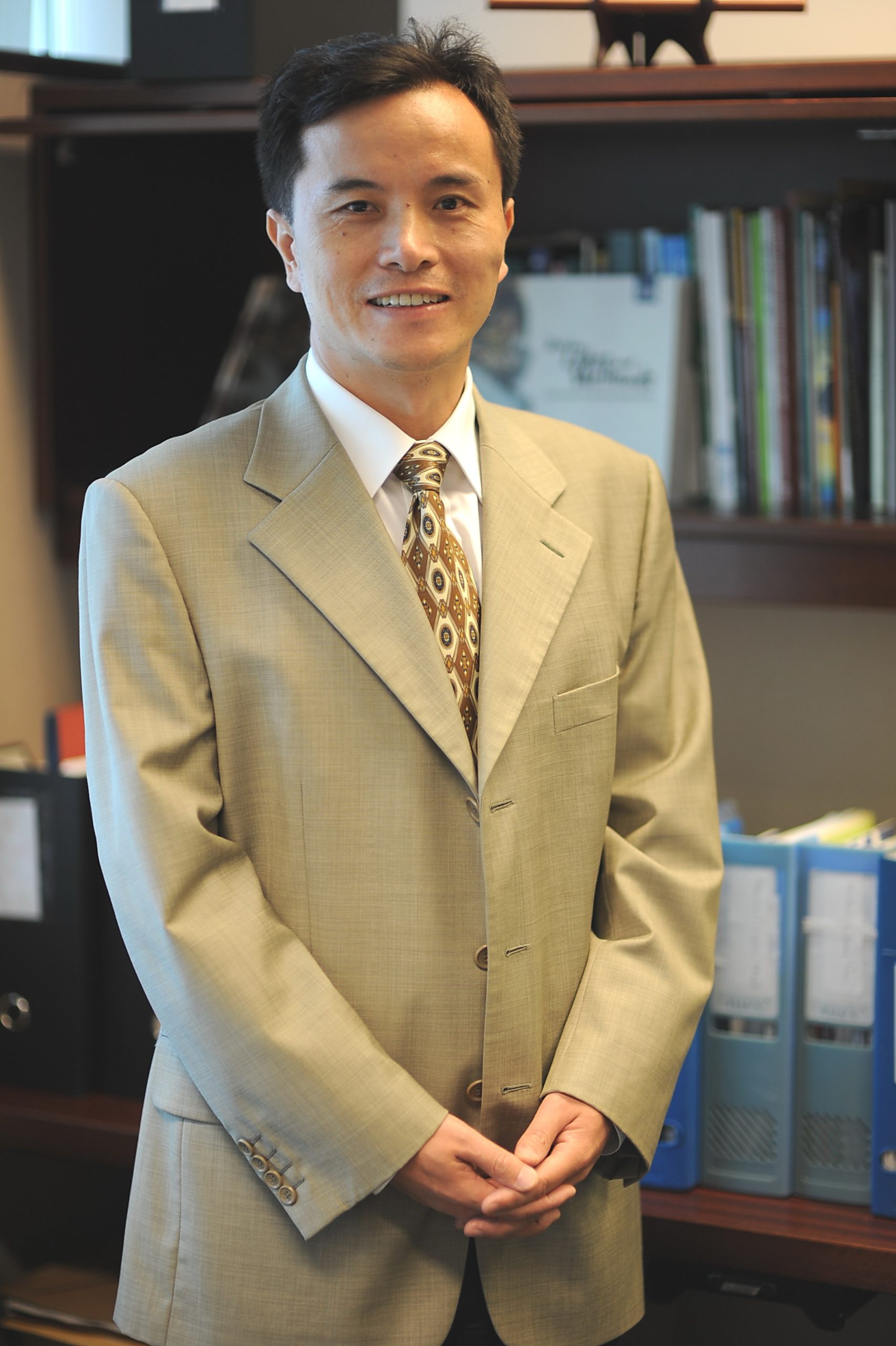 ADB Country Director Qingfeng Zhang