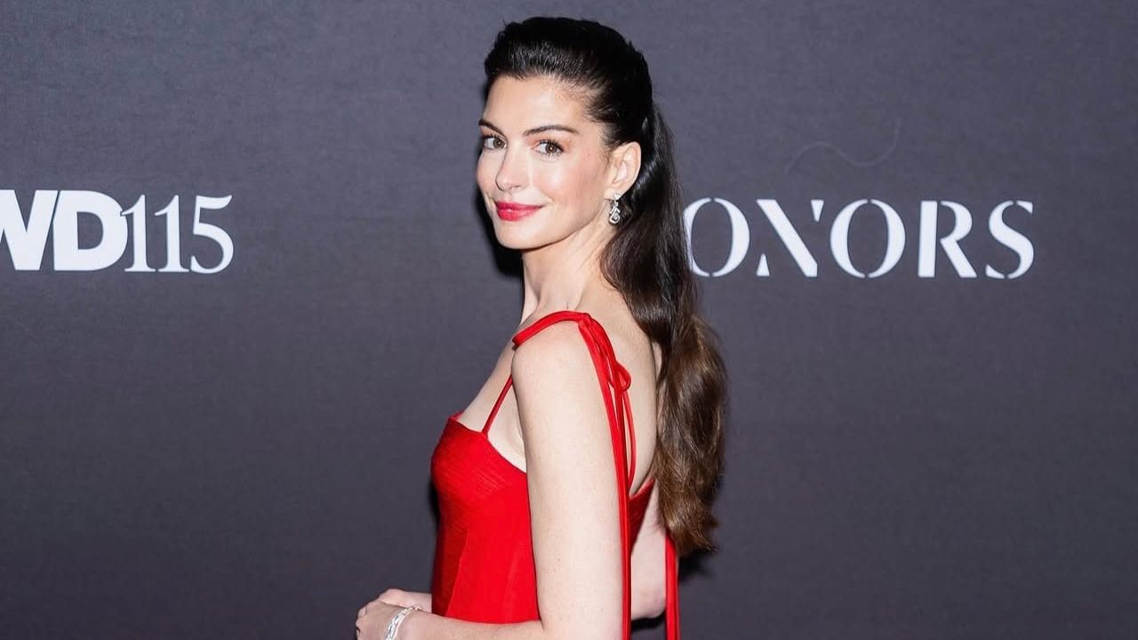 Anne Hathaway stars in The End of Oak Street thriller
