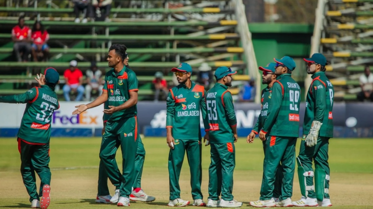 Shoriful stars as Bangladesh restrict Zimbabwe to 199