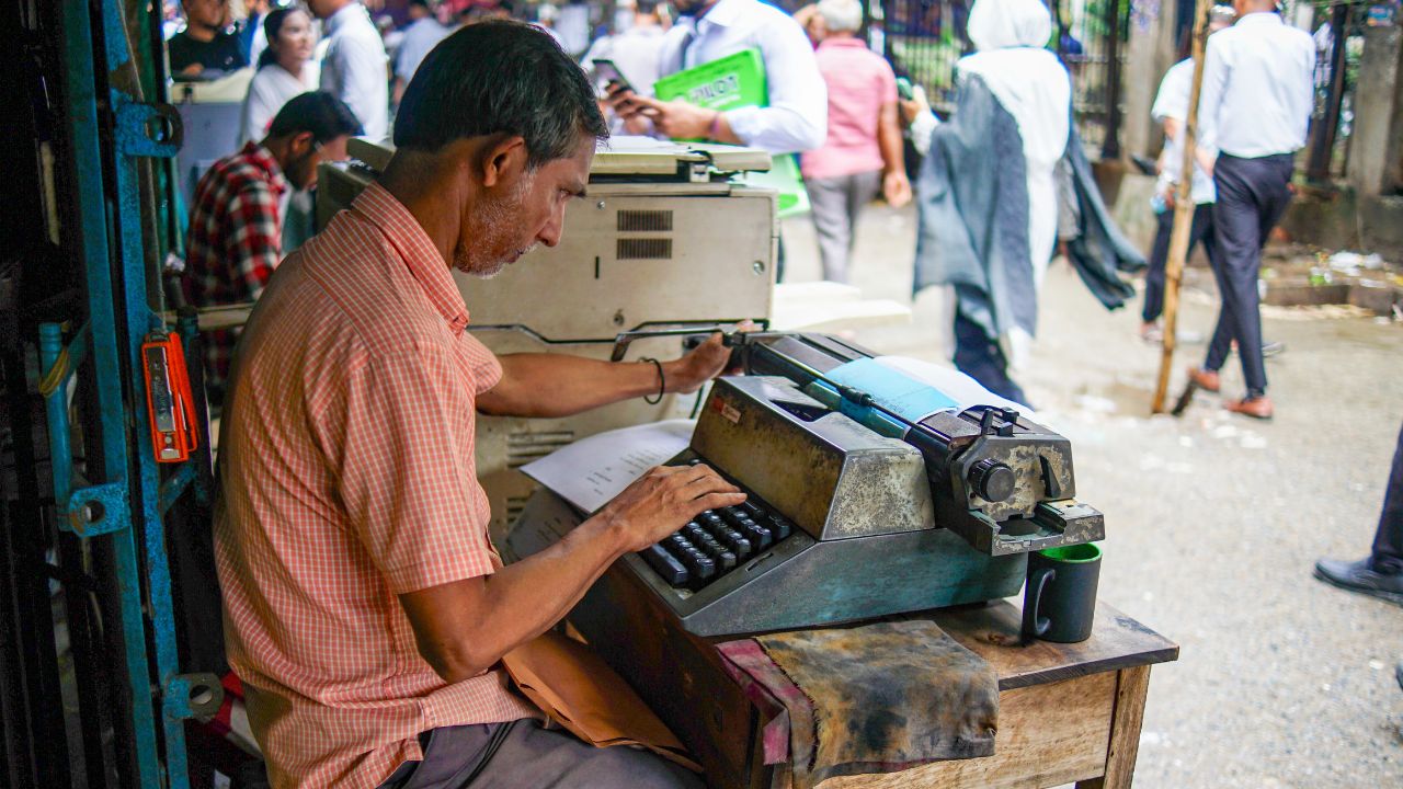 Last guardians of the typewriter