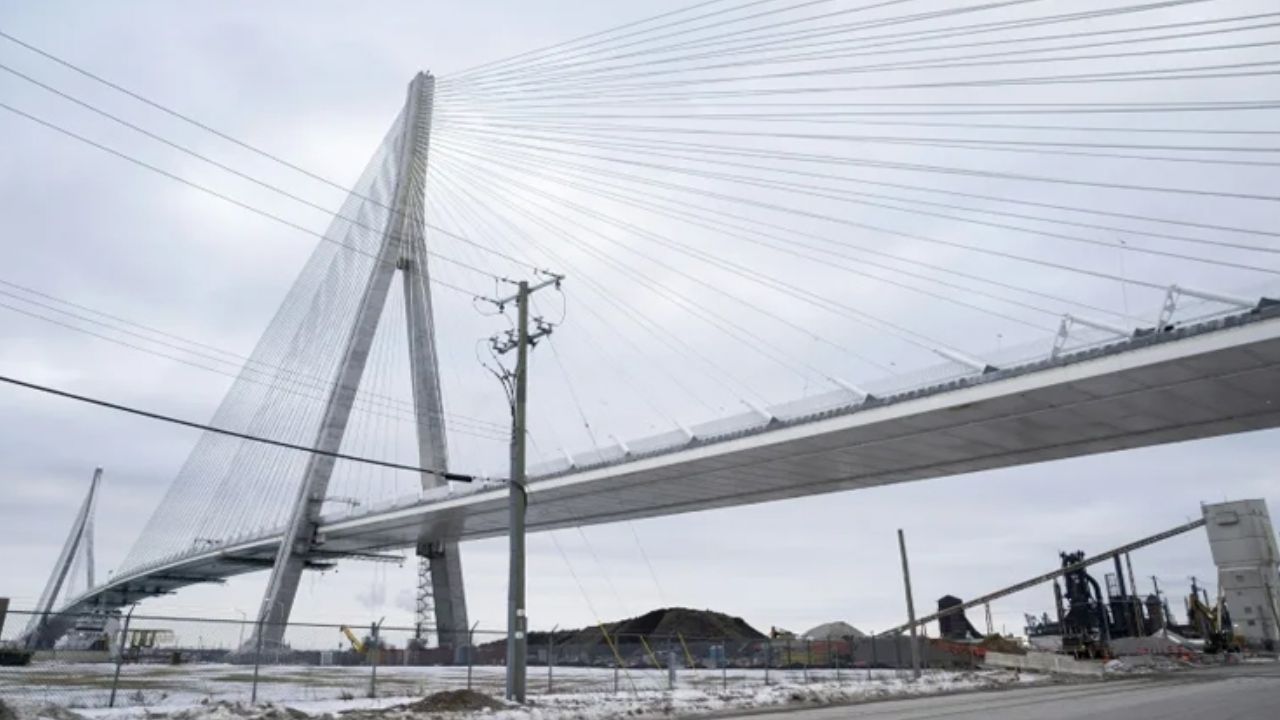 Trump-threatened US-Canada bridge to open on 27 July US-Canada bridge