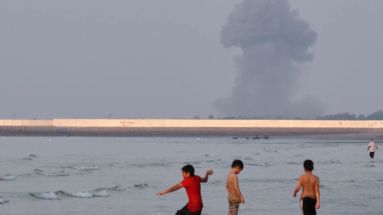 US strikes Iran