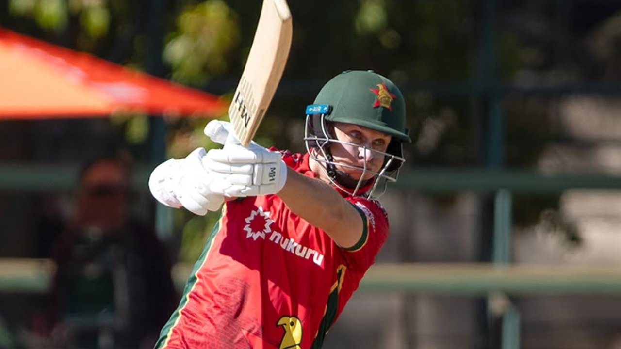 Curran ton, Evans blitz power Zimbabwe to 247-6 Bangladesh vs Zimbabwe