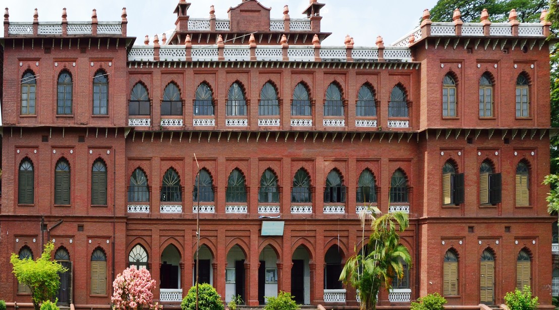 Dhaka University’s 10pm rule: Ensuring safety or enforcing inequality? Dhaka University