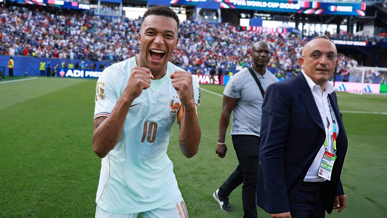Mbappe plays down ankle injury scare mbappe injury