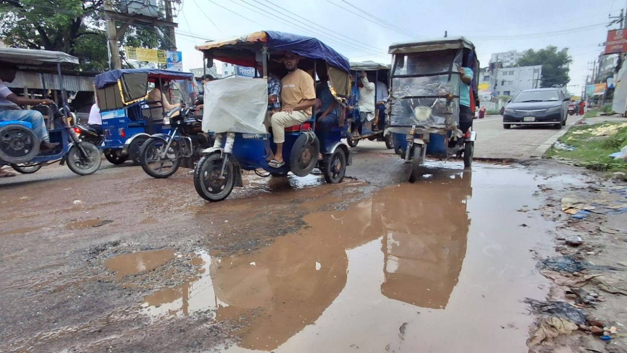 Noakhali road repairs