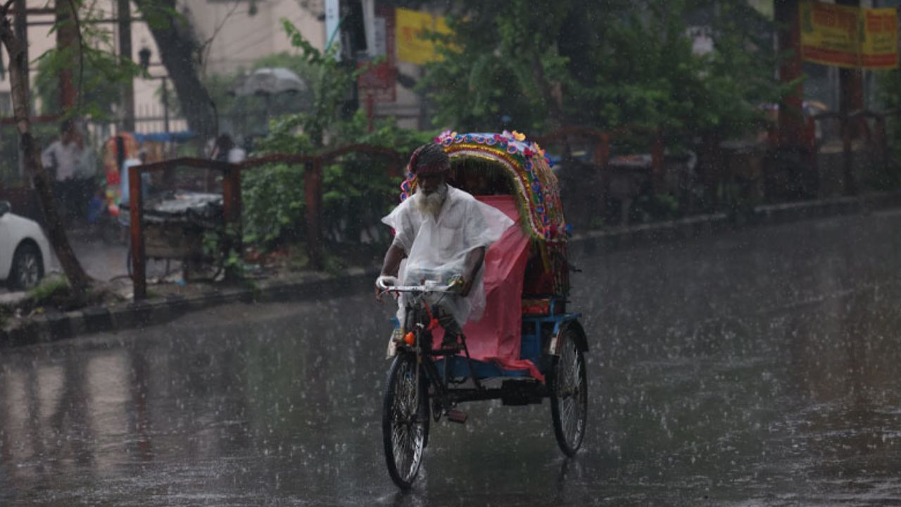 Rain forecast across country, river ports on alert Rain likely