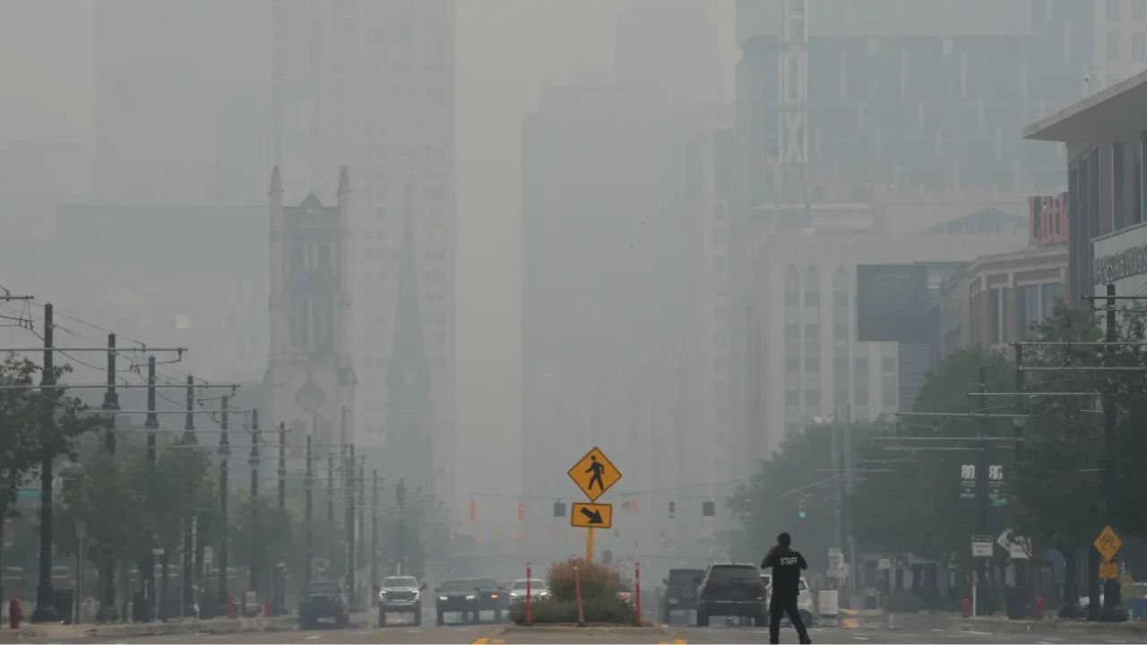Wildfire smoke causes severe air pollution in US Air pollution US