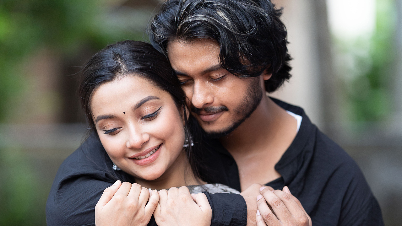 Arosh-Paru pair featuring Arosh Khan and Fariha Rahman Paru in Sokal Ahmed’s drama ‘Ashik Priya’