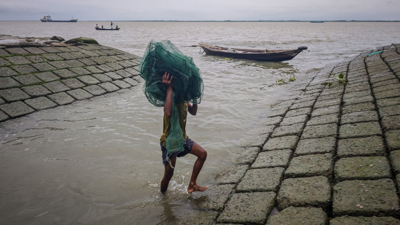 A crisis in confluence Chandpur Crisis