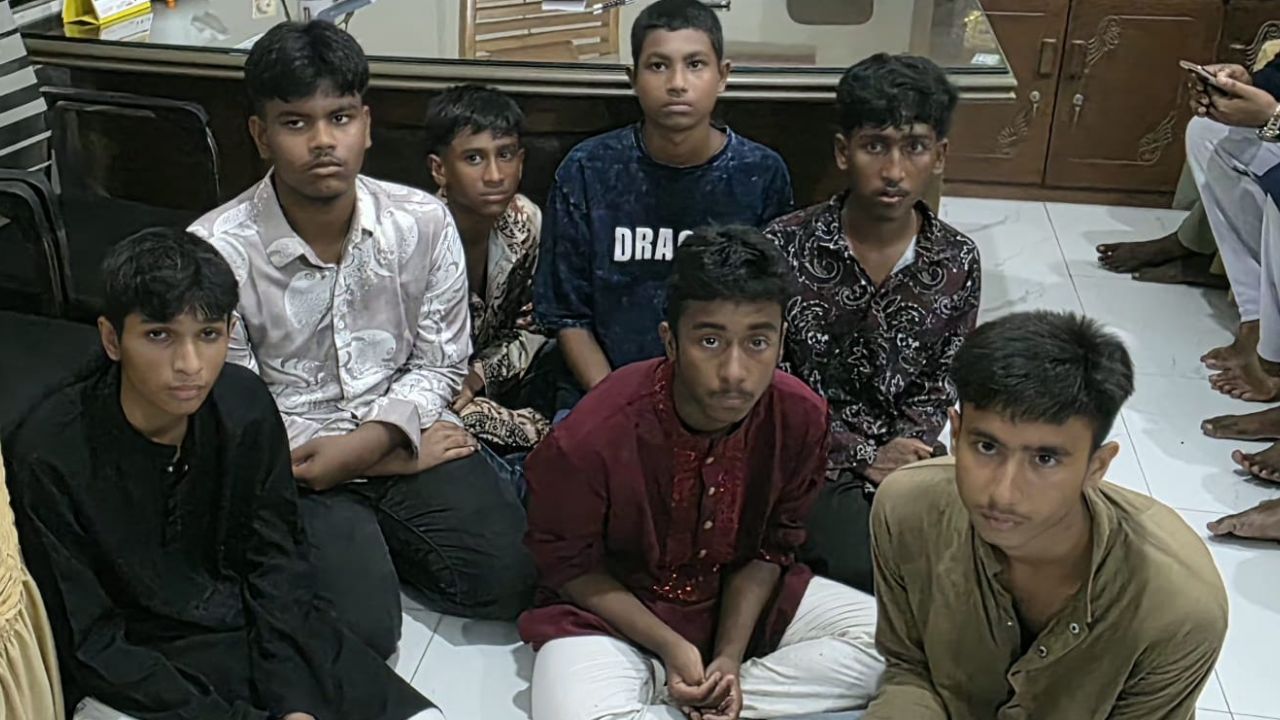 14 held in Ctg, Savar over Chhatra League flash processions 14 held in Ctg, Savar over Chhatra League processions