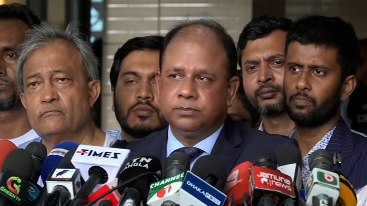 Salahuddin detained at Aynaghar, later taken to India: Chief prosecutor